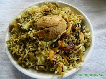 ほうれん草入り卵ビリヤニ Egg hyderabadi biryani