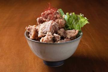 マウンテン唐揚げ丼