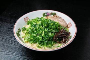 ネギ盛五割ラーメン