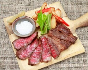 和牛カタロースステーキ200g ライス付きJapanese Beef Shoulder Steak 200g