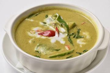 【スペシャルカレー】海老とアボカドのグリーンカレー(ご飯付き)