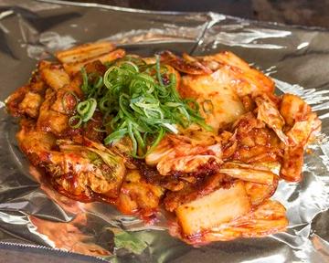 【狸狸亭定番の味】豚キムチ Pork and Kimchi