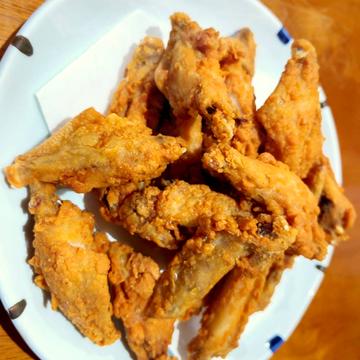 ガイトート 手羽先の唐揚げ