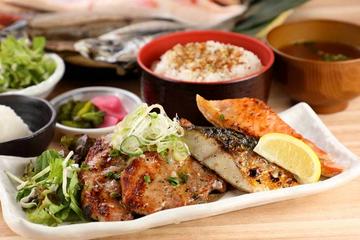 選べる2つの焼魚とネギ塩豚カルビの盛り合わせ定食