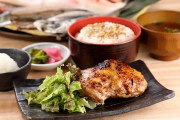 【焼肉人気No.2★】丸ごと！鶏もも肉の加賀味噌漬け定食