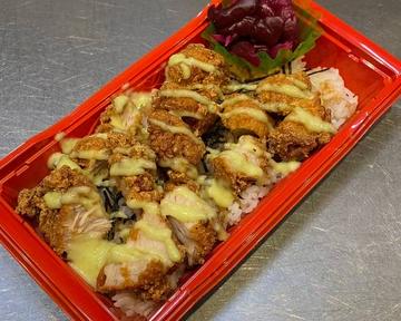 から揚げワサビマヨネーズ丼