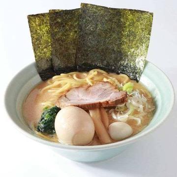 味玉ラーメン(醤油)Soy Sauce Tonkotsu Ramen and Egg