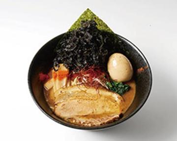 味玉島海苔ピリ辛濃厚魚介豚骨ラーメン