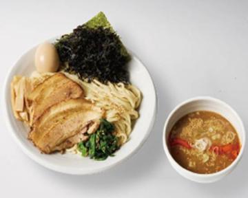 ピリ辛濃厚魚介豚骨つけ麺 全部のせ