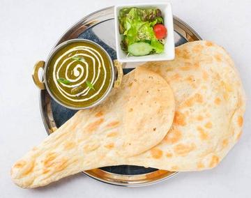 ホウレンソウチキンカレーセット (spinach chicken curry set)