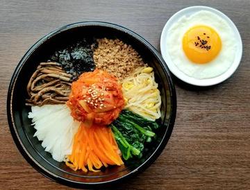 新鮮野菜たっぷりキムチビビンバ