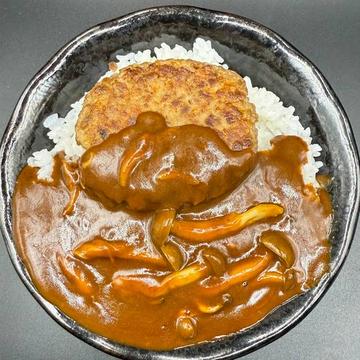ソイミートのハンバーグ丼(ベジタブルデミグラスソース)