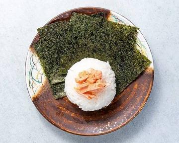 おにぎり(鮭)