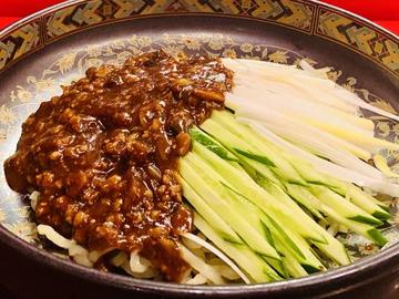 ジャージャー麺