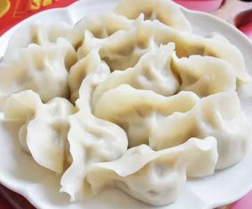 黒豚肉と白菜の水餃子 10個 (ニンニク不使用)