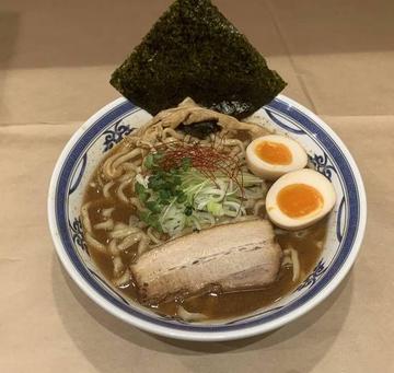 鶏魚介味玉ラーメン