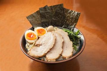 豚骨醤油MAXラーメン