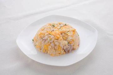 ニンニク炒飯