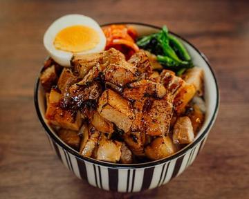 炙りチャーシュー焼豚丼(特大)