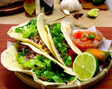 ベジ. タコス 2個 Veg. Tacos 2 Pieces