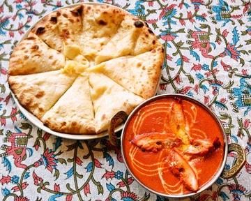 選べるランチカレー+チーズナン - Lunch Curry + Cheese Naan