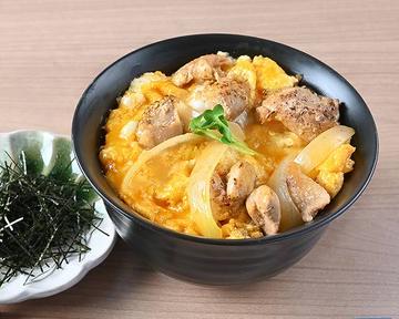 海苔たっぷり親子丼 Seaweed-Topped Oyako Rice Bowl