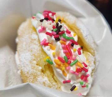 たっぷりクリームの生ドーナツ チョコトッピング 1個