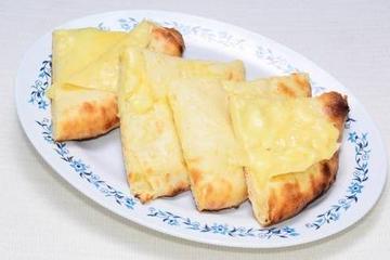 チーズナン Cheez Naan