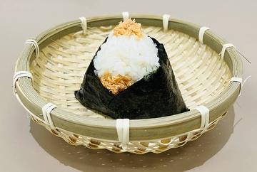 おむすび(国産秋鮭)