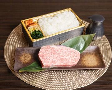 焼肉弁当 松