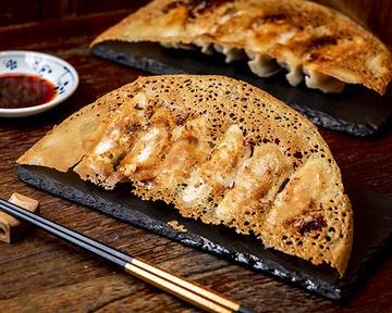 自家製焼き餃子(5個) Homemade Pan-Fried Gyoza Dumplings (5)