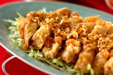油淋(若鶏の唐揚げ特製ソース掛け Young Fried Chicken with Special Sauce)