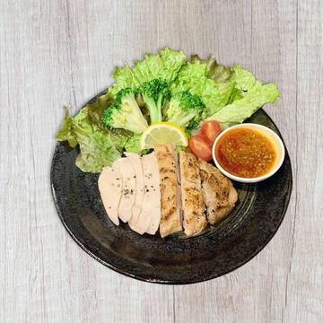 相盛りチキンのサラダ