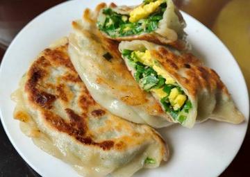 エビ入りニラ―焼き餃子3個(韭菜盒子)