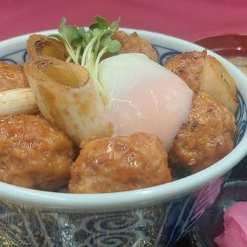 つくね丼(香の物付)