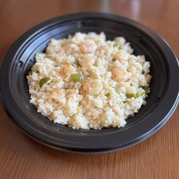 喫茶店のエビピラフ
