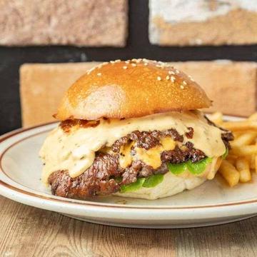 ダブルチーズバーガー