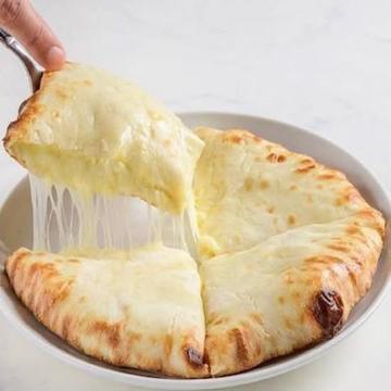 【とろーり】チーズナン Cheese nan
