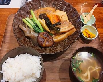 沖縄煮付け定食(三枚肉)