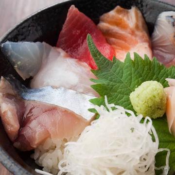 新鮮3色海鮮丼