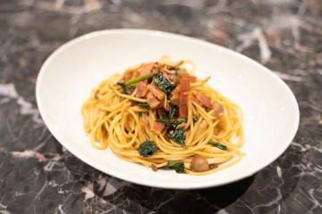 キノコとほうれん草の和風パスタ