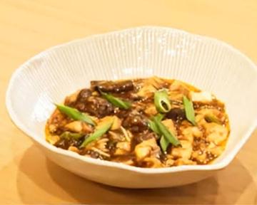 牛すじと牛ホルモン麻婆豆腐