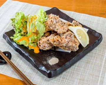 やきとり亭とりの唐揚げ