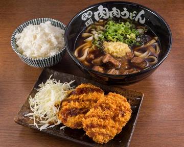 肉じゃがコロッケ定食
