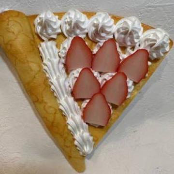 イチゴクレープ
