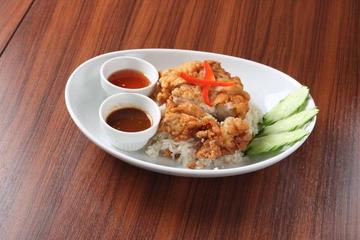 カオマンガイトード 揚げ鶏肉ごはん Fried Chicken with Rice