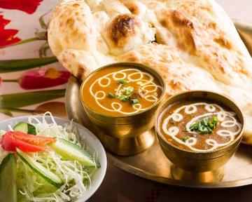 セットA (チキンカレーダルカレーナンorライスサラダ) Set A
