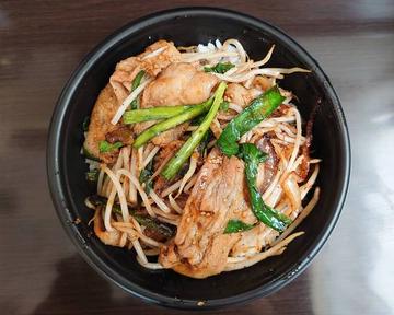 豚バラ焼肉丼