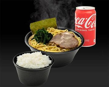 家系らーめん定食セット Ramen and rice and drink