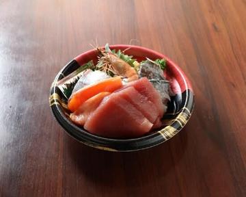 海鮮丼